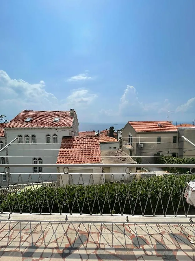 A&L Luxury Apartment Split 0*,